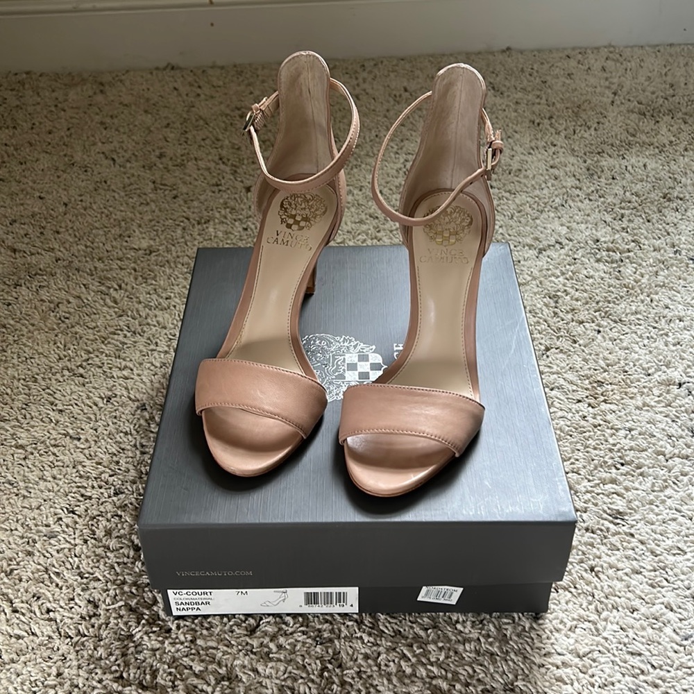 Vince Camuto leather heels